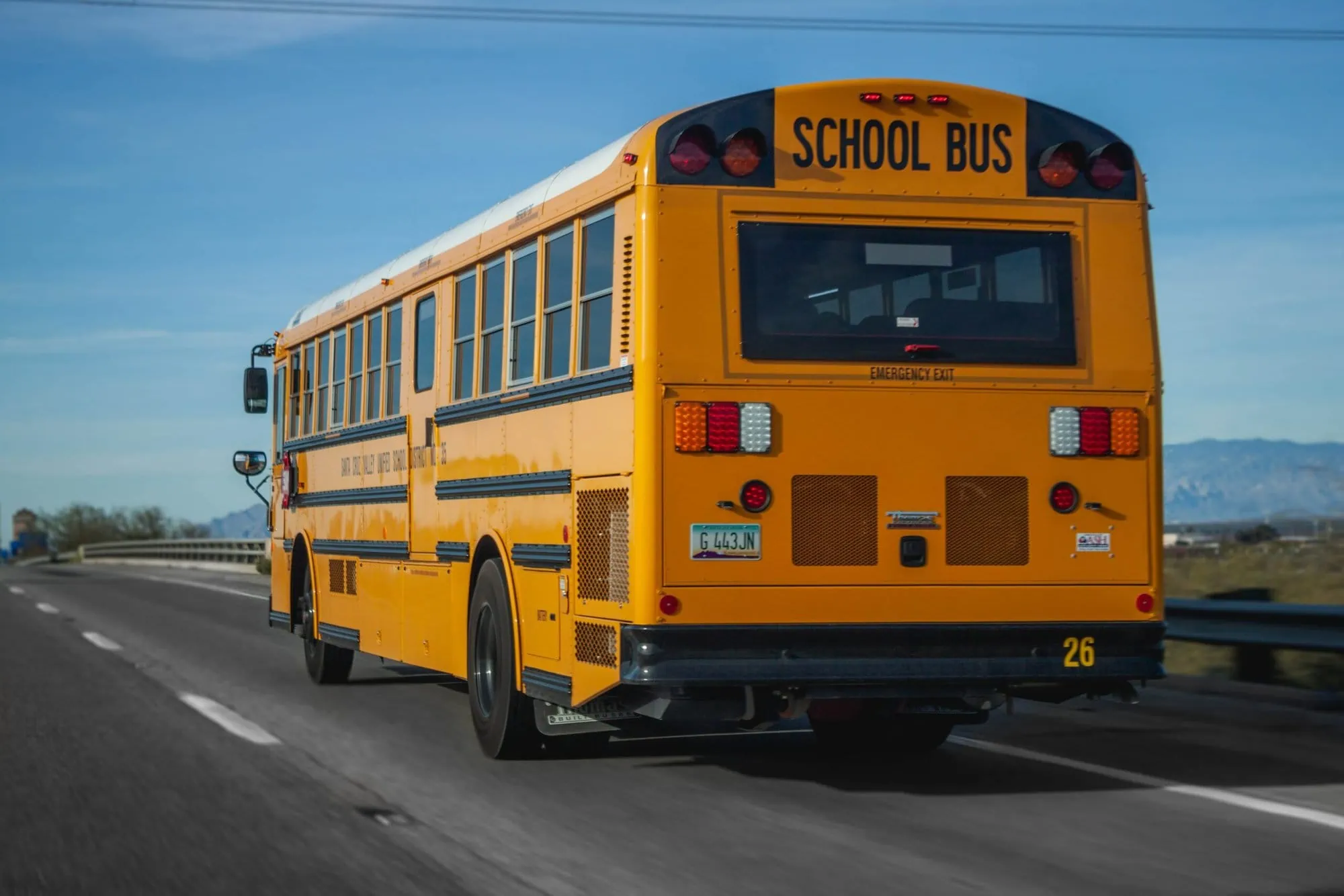 School bus gps solution for this bus on the road